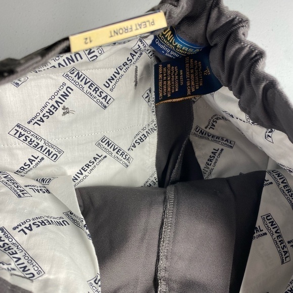 NWT UNIVERSAL SCHOOL UNIFORM GREY BOYS PLEATED FRONT SHORTS SIZE 12 - Picture 2 of 6